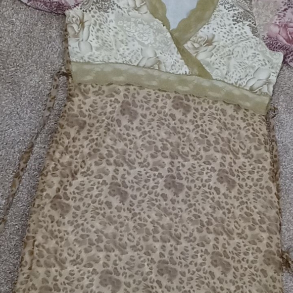 Selene Sport, 1x gown/robe - Picture 11 of 16